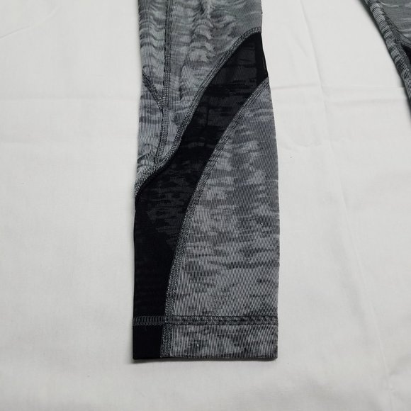 Lululemon Athletica Leggings | Steel Camo | Size 2 - Picture 5 of 10